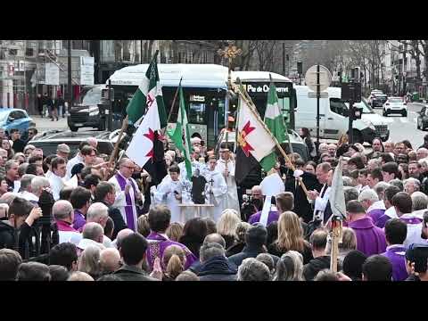Chant de la Promesse Scout ( à la fin de l'enterrement de l'abbé Gordien )