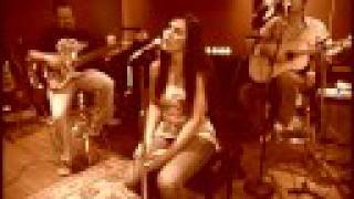 Straight To The Bone - Bethany Paige