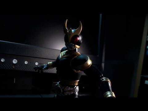 Vangelus Review 94-R - SHFiguarts Kuuga Amazing Mighty Form