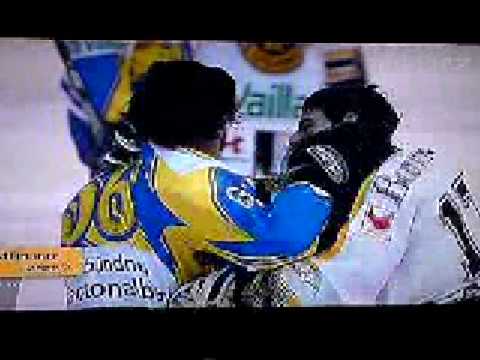 HC Davos - HC Lugano Goal & Fight Vauclair - Wieser