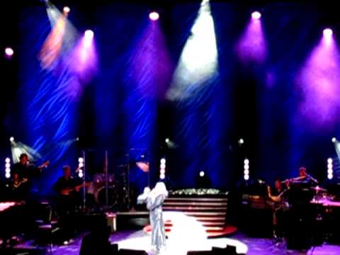 Elaine Paige UK Tour 2011 - Encore - With One Look