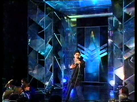 Shakin Stevens - Its Raining 1981