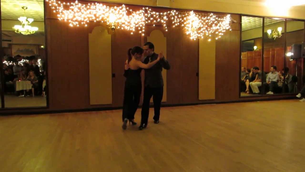 Diego Blanco y Ana Padron en La Milonga Rosa en New York CIty