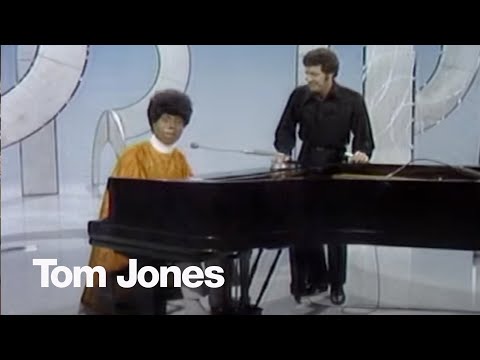 Tom Jones & Little Richard - Good Golly Miss Molly (This Is Tom Jones Show, 1969)