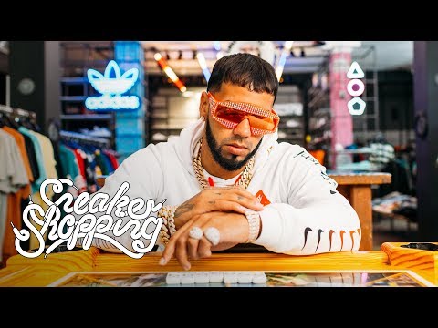 download lagu mp3 mp4 Shoe Gallery, download lagu Shoe Gallery gratis, unduh video klip Shoe Gallery