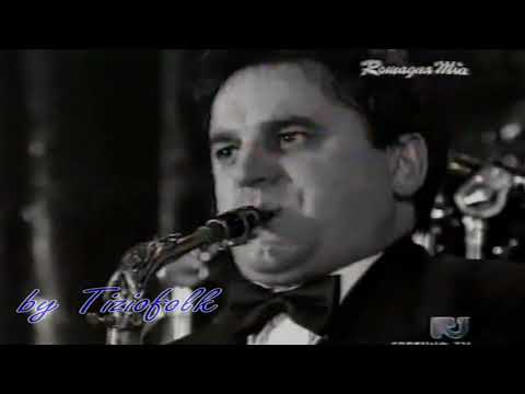 NON CE PACE TRA GLI ULIVI valzer di Casadei eseguito dal GRUPPO ITALIANO