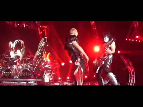 KISS play Deuce w/ Phil Collen – King Diamond full show streaming – Foo Fighters, Sonic Highways