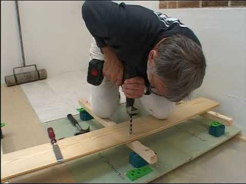 GOLVLÄGGARE 4 REPARATIONER 8 RIKTA UPP GOLVREGLAR