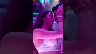 Kiara Advani Sexy in Rangi Saari II Latest Song II