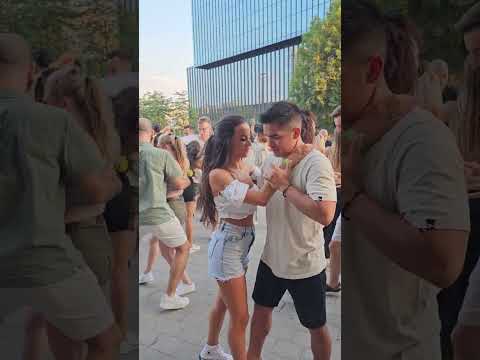 Bachaturo social dancing