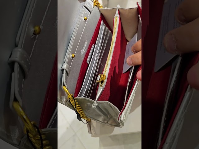 شنطة كتف Saint Laurent silver