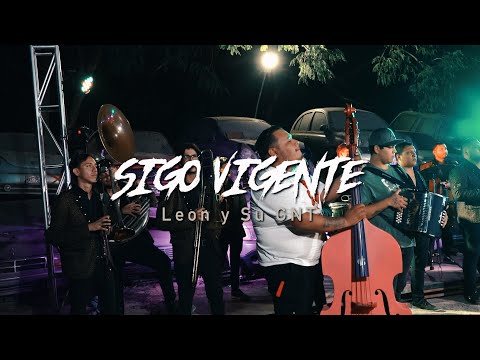 Sigo Vigente  / El León y su Gente