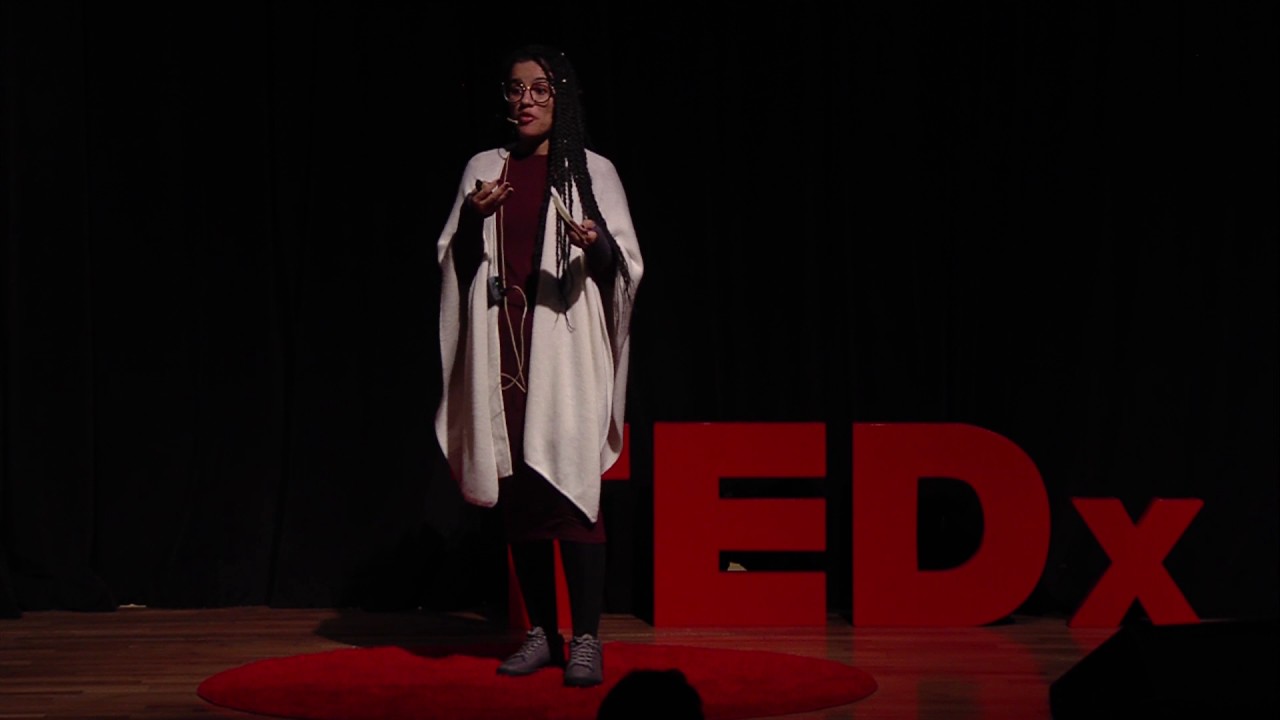 O racismo, quando não nos mata, nos torna inseguras | Karina Vieira | TEDxLaçador
