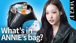 [EN] ‘올데프’ 애니의 오만가지 아이템이 가득한 왓츠 인 마이 백 | MY VOGUE