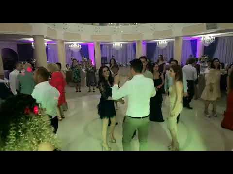 Elena Petcu - Sex on fire (Cover)