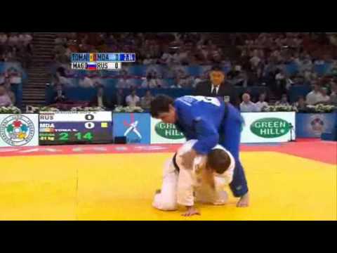 JUDO 2011 World Championships: Sergiu Toma (MDA) - Sirazhudin Magomedov (RUS)