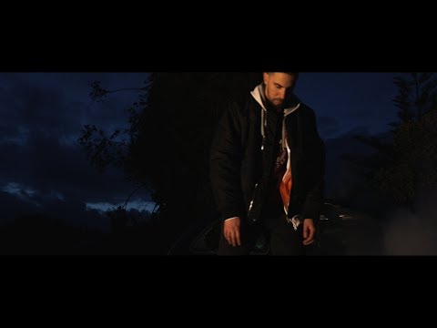 Kencıs Clʌy "Tiro No Pé" (Prod. Kencıs Clʌy) (Videoclip Oficial)