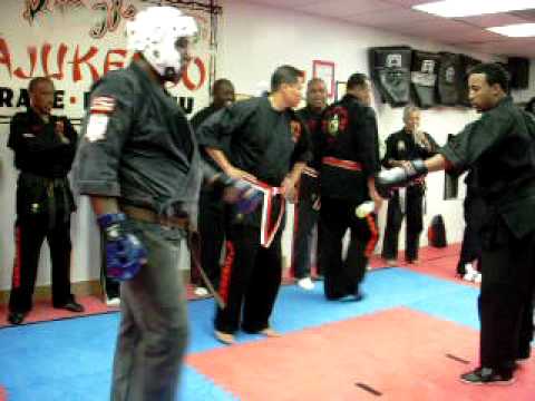 DSCN6678 GARINER VS ADAM