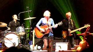 Martha Wainwright- Bleeding all over you