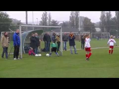 ADO20 F7   tegen De Rijp F3  2 november 2013   Sportpark de Vlotter Heemskerk