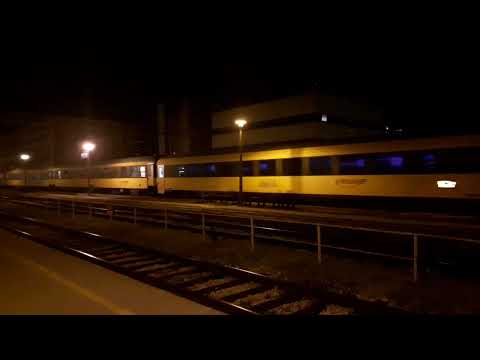 RegioJet 1221 - 44 RegioJet 1220 za Prag.