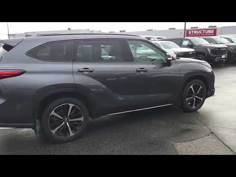 2022 Toyota Highlander XSE