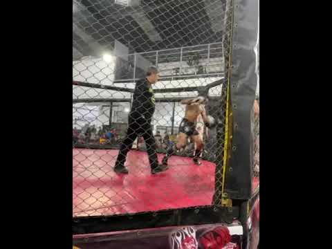 INVICTUS DELUXE - Segunda pelea. 1er round