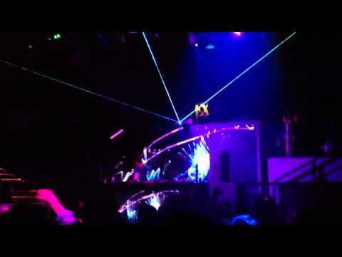 tyDi feat. Brianna Holan - Never Go Back