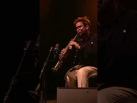 𝑳𝒆𝒔 𝑬𝒈𝒂𝒓𝒆́𝒔 ✨ Emile Parisien Saxophone Solo