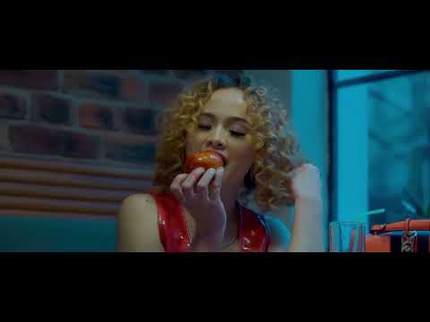 Black Nadia- fangilinao (news & MuZik).mp4