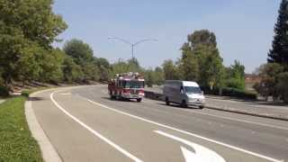 preview picture of video 'San Ramon Valley Fire Protection District Reserve Truck 35 Responding (7/30/13)'