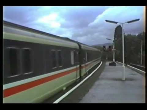 37425 arrives at Fort William with the sleeper service in 1998