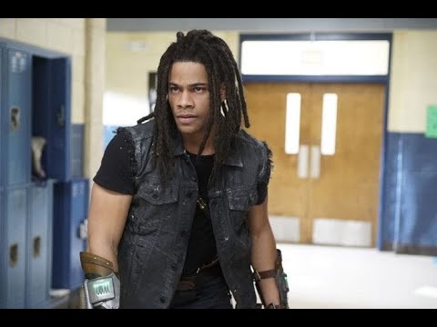 Painkiller (Black Lightning) scenes #1