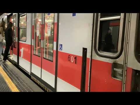 A Train of the line 1 of the Milan Metro Network