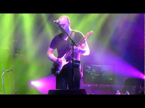 Brit Floyd - Comfortably Numb (Damian Darlington - Solo) - Berlin 2012 [HD]