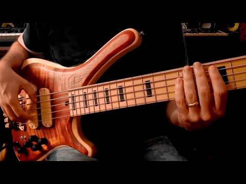 KILLER PENTATONIC BASS LICK in Em (Bass Lesson for rock and jazz)