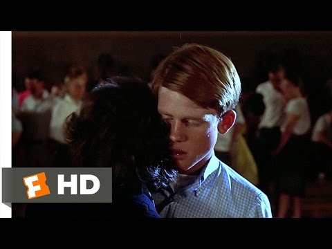 アメリカン・グラフィティ (3/10) Movie CLIP - A Snowball Dance (1973) HD (American Graffiti (3/10) Movie CLIP - A Snowball Dance (1973) HD)