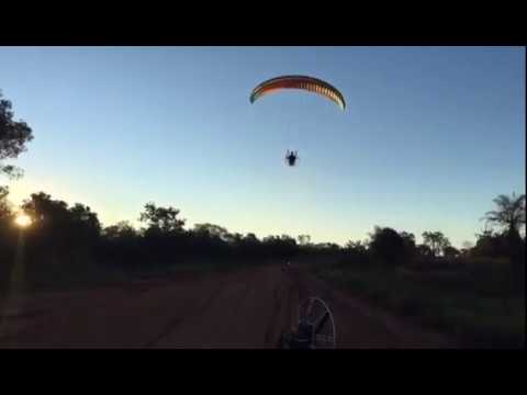 vôo de paramotor - tarados por biruta