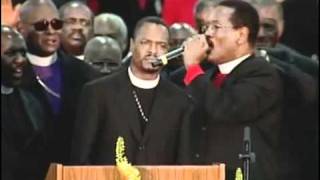 Bishop C.E. Blake(Captioned) Preaching AIM 2007