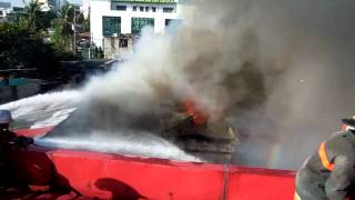 preview picture of video 'fire at rotc road brgy  tatalon q c    Quezon City Filipino Chinese Volunteer Fire Brigade Associati'