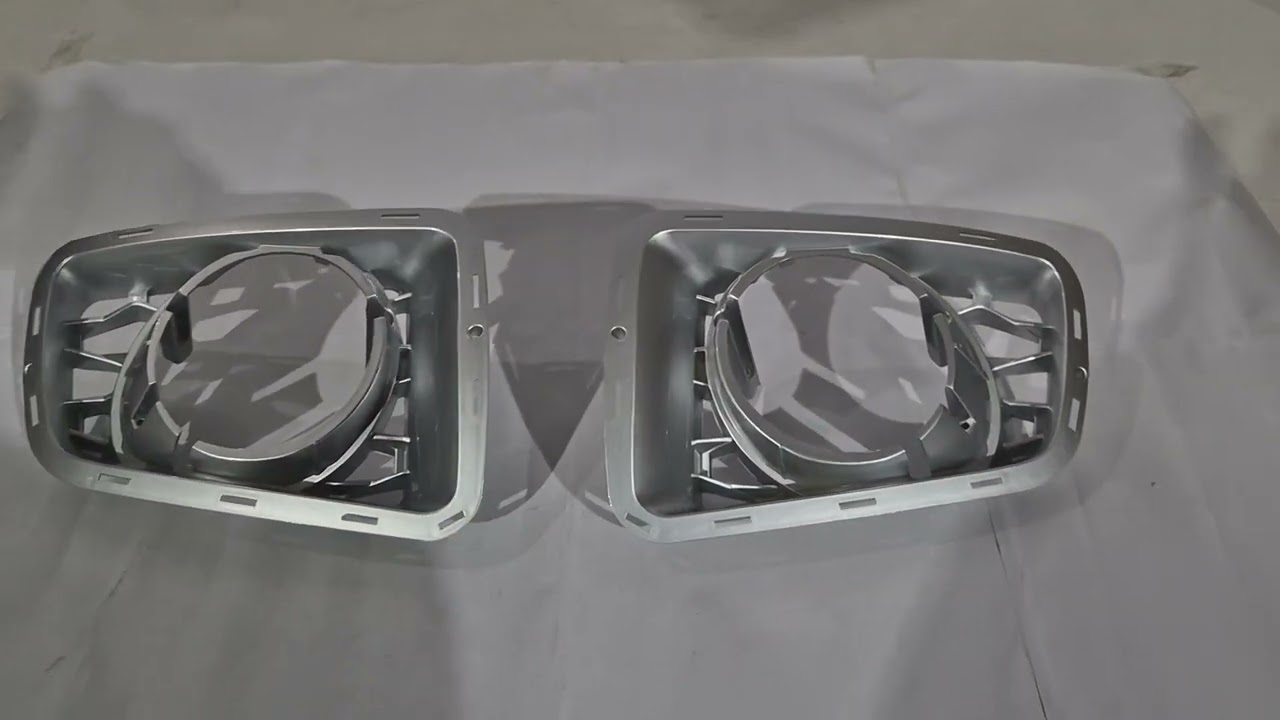 Решетки противотуманных фар Autobiography 2010-2013 (2 шт, серые) Video 1