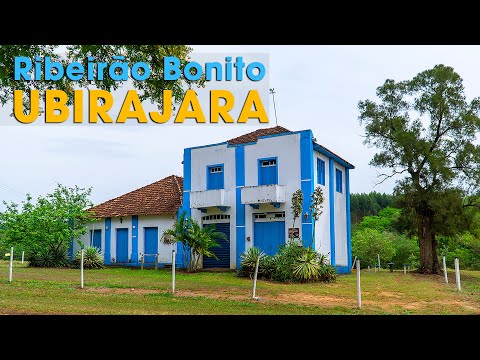 Casario no povoado Ribeirão Bonito, Ubirajara, SP