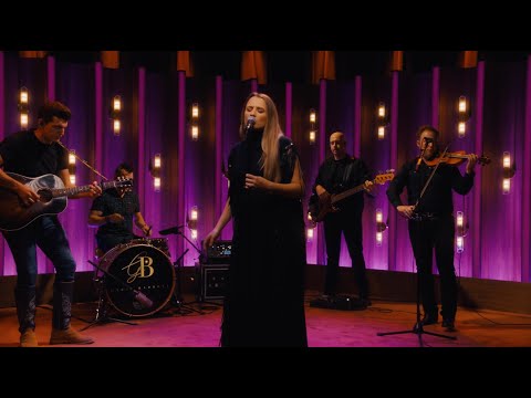 Gabby Barrett - Jolene (Acoustic Sessions: Chapter & Verse)