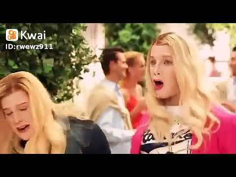 Trecho do filme (As branquelas) xingando a mãe das rivais 👿