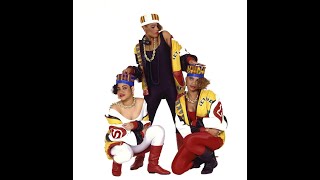 Salt-N-Pepa - None Of Your Business (Lyrics)