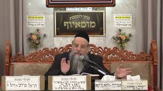 הרב יוסף אזולאי   פרשת בשלח   קריעת ים סוף וארבעת הניסים שהיו   מוסאיוף (בית הכנסת מוסאיוף) - התמונה מוצגת ישירות מתוך אתר האינטרנט יוטיוב. זכויות היוצרים בתמונה שייכות ליוצרה. קישור קרדיט למקור התוכן נמצא בתוך דף הסרטון