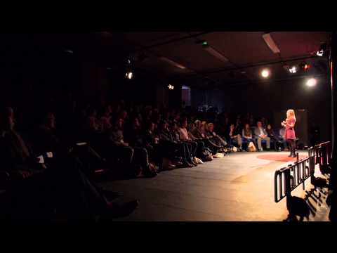 What internet trolls taught me | Hannah Witton | TEDxClapham