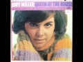 Jody Miller - Queen Of The House 1965 Parody of King Of The Road HQ