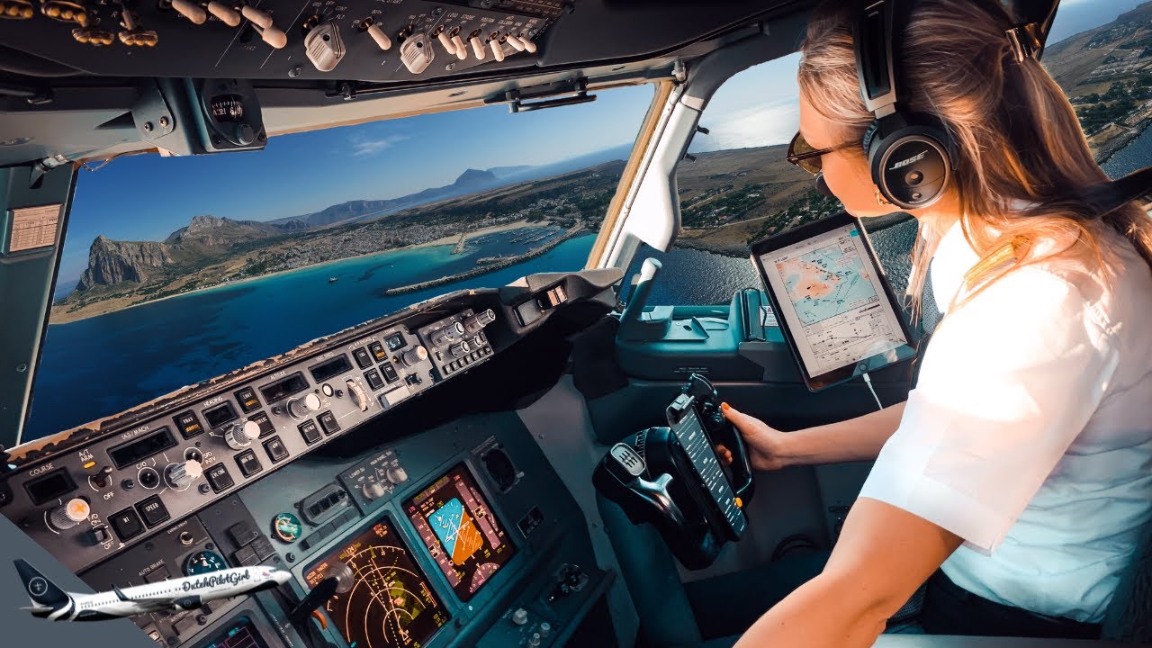 BOEING 737 Epic LANDING Italy SICILY PALERMO Airport RWY07 | Cockpit View | Life Of An Airline Pilot