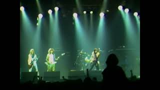 Def Leppard - Billy&#39;s Got A Gun - Live in Madrid - 1983